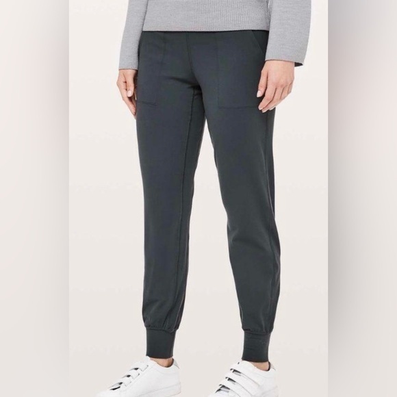 Lululemon Align Jogger *28" - Picture 1 of 6